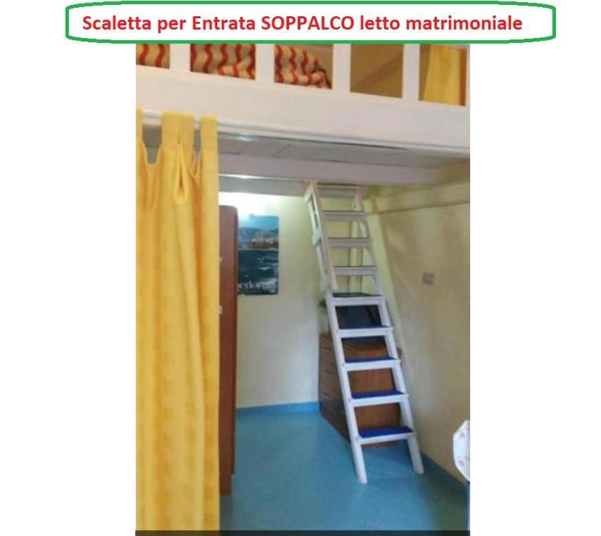 Flat Low Cost Apartman Sperlonga Kültér fotó